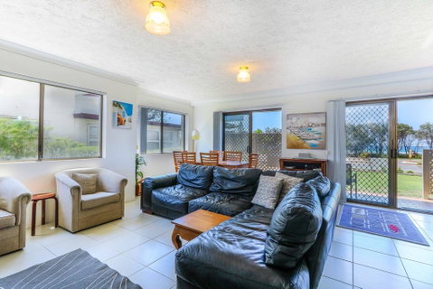 Acacia Kingscliff Town Holiday Apartment - Northern Rivers Accommodation 1