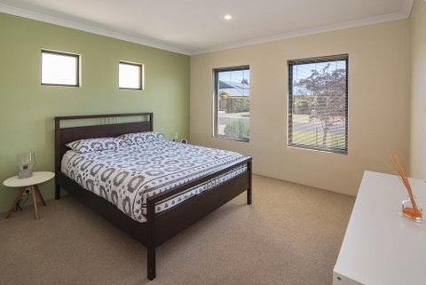 Acrosstheway - Northern Rivers Accommodation 2