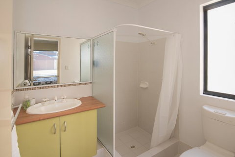 Acrosstheway - Northern Rivers Accommodation 3