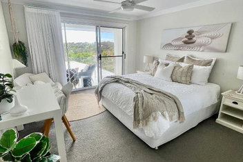 Diggers Beach Villa Coffs Harbour with Northern Rivers Accommodation