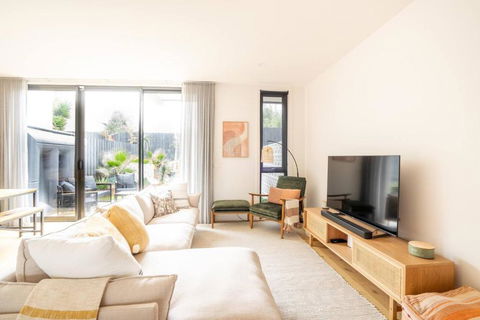 Discover An Idyllic Boho Style Retreat In Geelong - Northern Rivers Accommodation 1