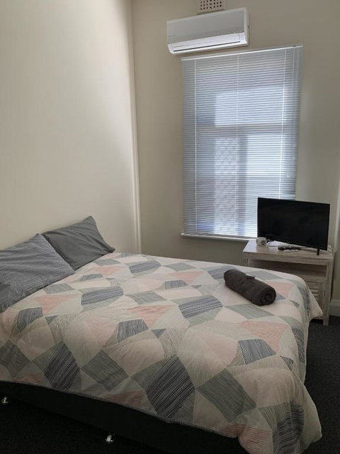 Donnybrook Hotel WA - Northern Rivers Accommodation 4