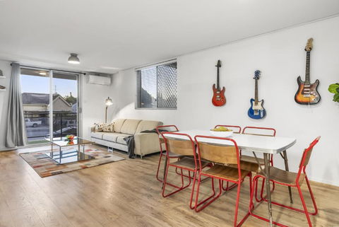 EAST4 - Vintage Vibes East Freo 2B 1BA - Northern Rivers Accommodation 0