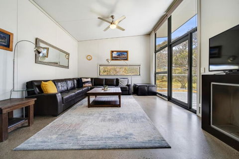 Ecocrackenback 14 Sustainable Chalet Close To The Slopes - Northern Rivers Accommodation 1