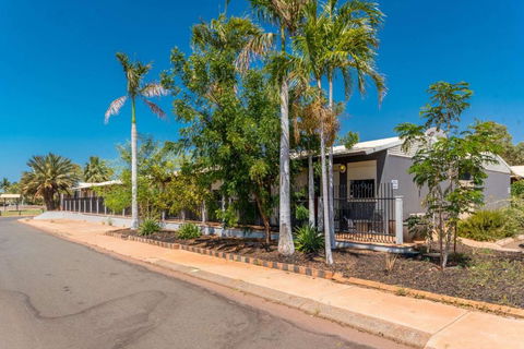 Econo Lodge Karratha - Northern Rivers Accommodation 2