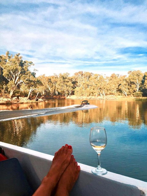 Eildon Parkview Motor Inn Room 8 - Northern Rivers Accommodation 0