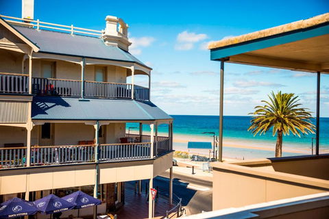 Esplanade Hotel Adelaide - Northern Rivers Accommodation 0