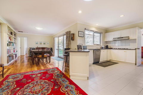 Family Friendly Art Deco Garden Patio WiFi WFH - Northern Rivers Accommodation 3
