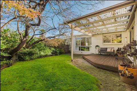 Family Friendly Art Deco Garden Patio WiFi WFH - Northern Rivers Accommodation 0