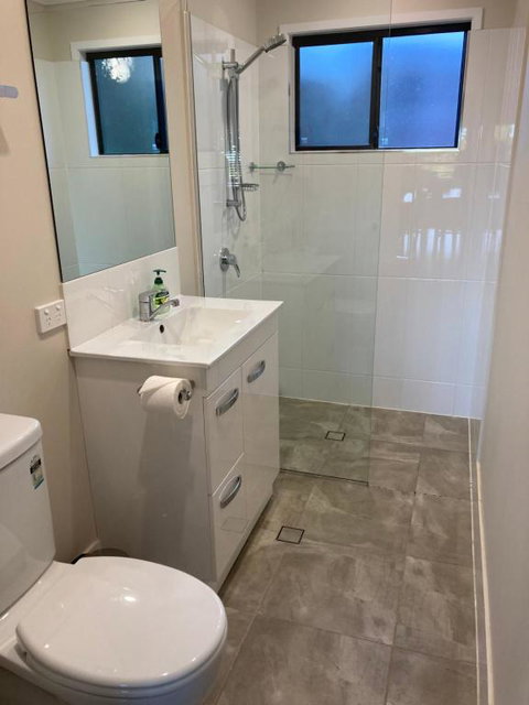 Flame Tree Chalet - Northern Rivers Accommodation 3