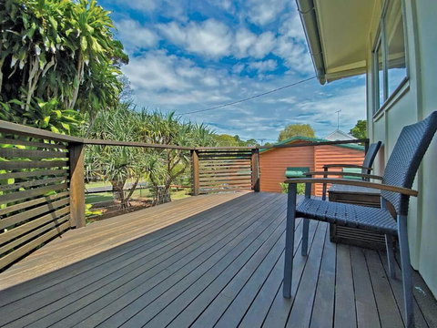 FLINDERS BEACHHOUSE - Northern Rivers Accommodation 1