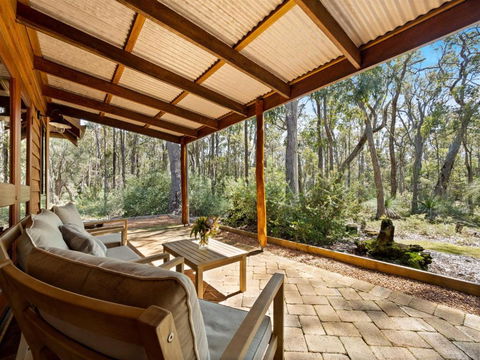 Forest Rise Chalets And Lodge - Northern Rivers Accommodation 3