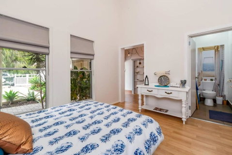 Gawler Townhouses 1C , 1 Queen Bed - Northern Rivers Accommodation 0
