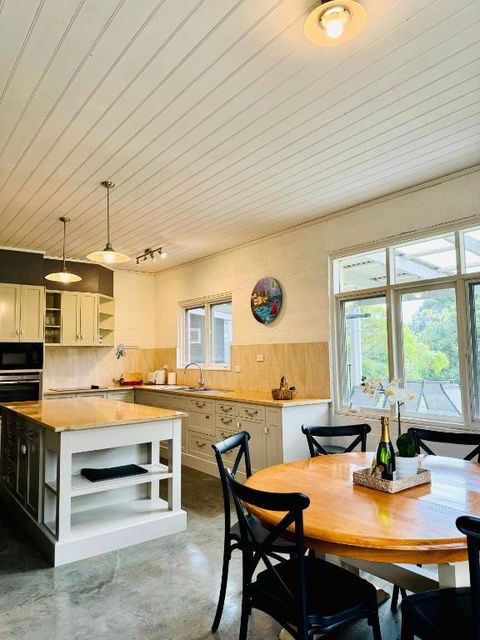 GORGE Chocolates Farmhouse - Northern Rivers Accommodation 1