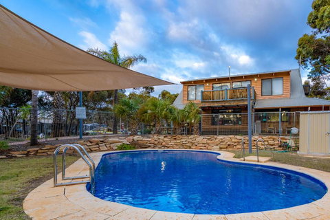 Great Western Motel Norseman - Northern Rivers Accommodation 0