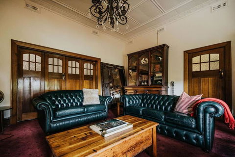 Green Gables King Suite - Northern Rivers Accommodation 1