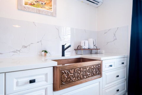 Hamptons Hideaway - Northern Rivers Accommodation 0