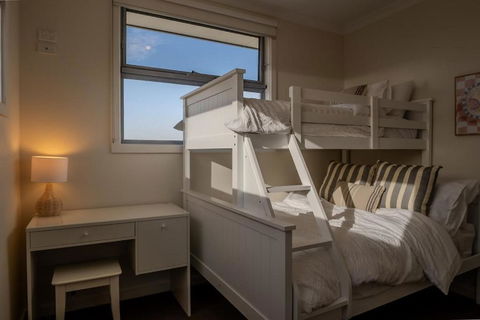 Home In Christies Beach - Northern Rivers Accommodation 1