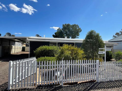 Homely Cottage - Northern Rivers Accommodation 0
