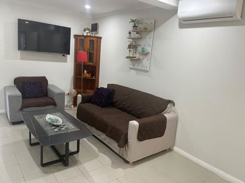 Homely Granny Flat, Kings Langley - Northern Rivers Accommodation 2