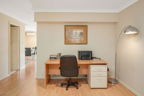 Honeysuckle Townhouses - Seafarers - Northern Rivers Accommodation 1