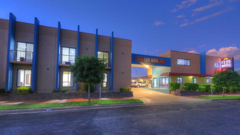 INVERELL RSM CLUB MOTEL - Northern Rivers Accommodation 0