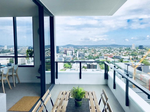 AirTrip Apartments On Merivale Street - Northern Rivers Accommodation 2