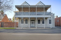 Albury Suites - Waterstreet