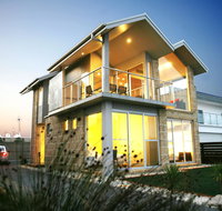 Aloha Beachfront Port Fairy - Northern Rivers Accommodation