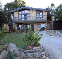 Alpine Apartment - Great location with views of Lake Jindabyne - Northern Rivers Accommodation