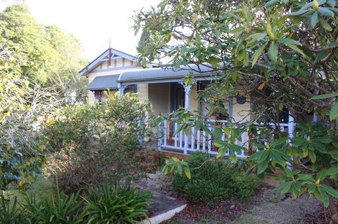 Ambrose Cottage Front Apartment - Northern Rivers Accommodation 1