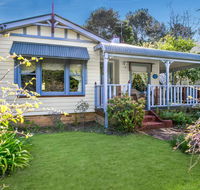 Ambrose Cottage Front Apartment - Northern Rivers Accommodation