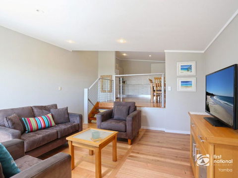 Angourie Blue 1 - Great Ocean Views - Surfing Beaches - Northern Rivers Accommodation 2