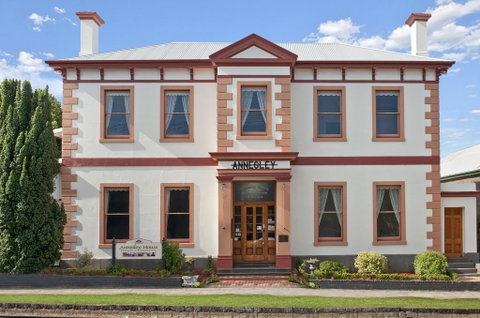 Annesley House - Northern Rivers Accommodation 0