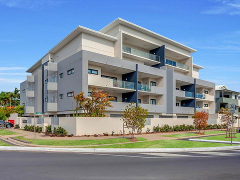 Apartment Close To The City Life On Lake 3 - Northern Rivers Accommodation 1