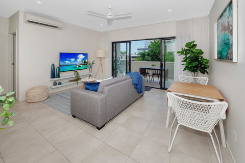 Apartment Close To The City Life On Lake 3 - Northern Rivers Accommodation 2