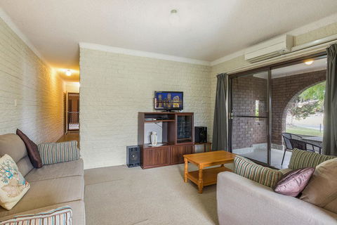 Apollo Unit 11 - Northern Rivers Accommodation 1