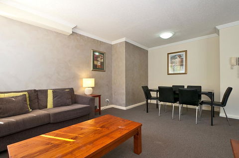 Aqualine Apartments On The Broadwater - Northern Rivers Accommodation 2
