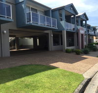 Aquarius Apartments Mollymook - Northern Rivers Accommodation