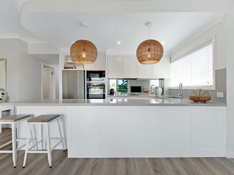 Arc Resort Stunning 3 Bedroom In Broadbeach - Northern Rivers Accommodation 1