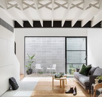 Architectural Design Award winning city House - Northern Rivers Accommodation