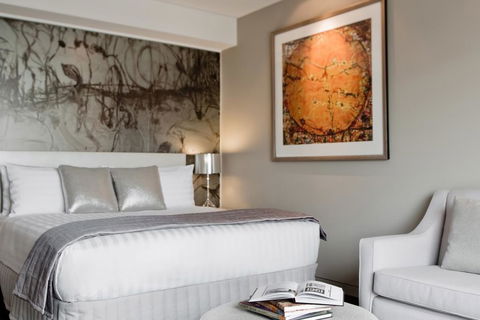Art Series - The Olsen - Northern Rivers Accommodation 2