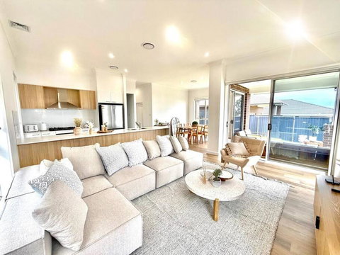 Luxury 6 Bedroom Home In Wilton - Northern Rivers Accommodation 0