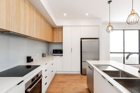 Luxury Private Ensuite Room Close To Airport,City, Genelg Beach - Northern Rivers Accommodation 2