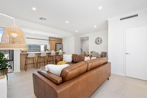 Luxury Urban Retreat - Northern Rivers Accommodation 0