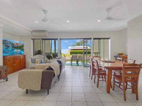 Magnetic Docks Townhouse 8 - Northern Rivers Accommodation 2