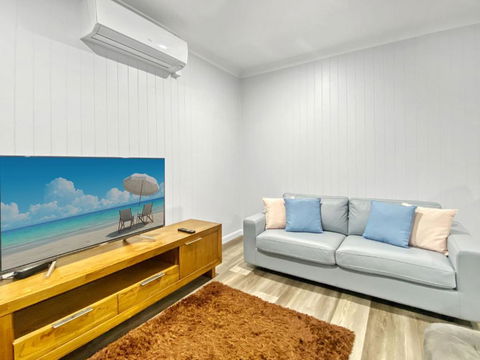 Magnetic Reef Unit 2 - Northern Rivers Accommodation 2