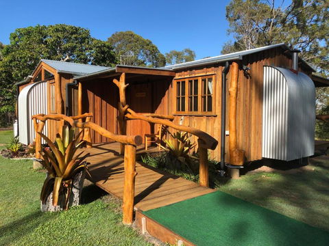 MANGO LODGE River Heads - Northern Rivers Accommodation 0