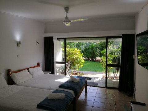 Magnetic Island Resort, Sleeps 3, Free WIFI - Northern Rivers Accommodation 0