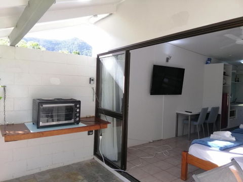 Magnetic Island Resort, Sleeps 3, Free WIFI - Northern Rivers Accommodation 3
